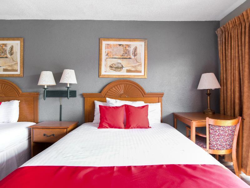 Hotel Oyo Mustang Silver Spring Fl